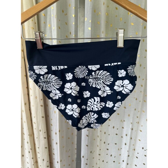 HEAT Swimwear Hawaiian Tropical Leaves Crossover Front Bikini Bottom Only S - Picture 3 of 7